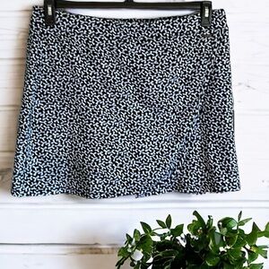 Jones New York Signature Faux Wrap Skort Skirt Black and Blue Print Size Large